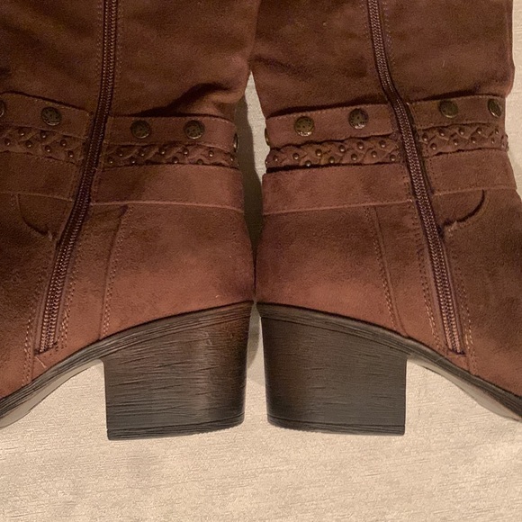 White Mountain Women’s Paulina Tall Knee High Brown Waxy Suedette Boots Size 9 - Picture 7 of 16